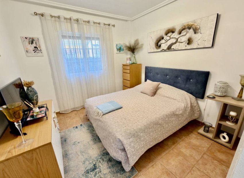 Herverkoop - Villa - Guardamar del Segura - El Raso