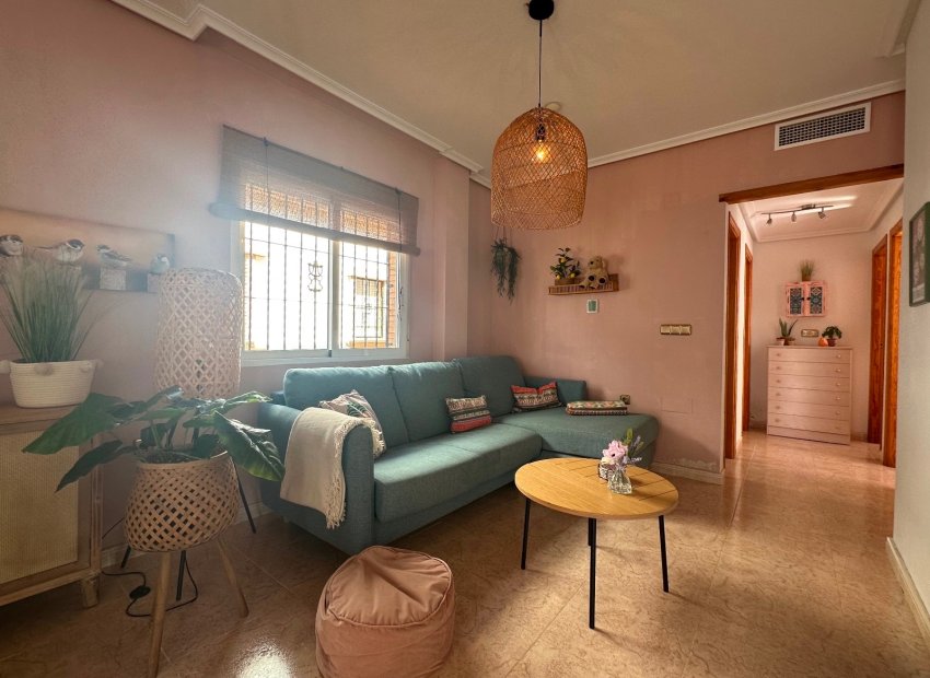 Herverkoop - Villa - Guardamar del Segura - El Raso