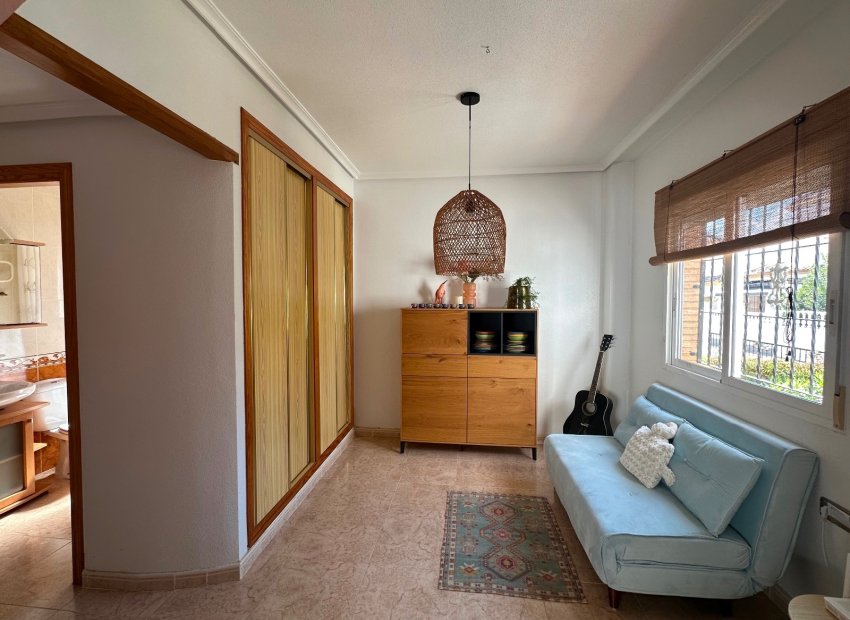 Herverkoop - Villa - Guardamar del Segura - El Raso