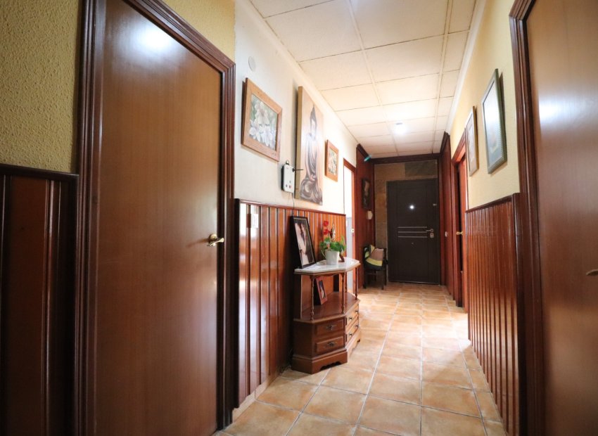 Herverkoop - Villa - Heredades - Heradades