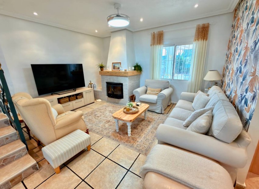 Herverkoop - Villa - Hondón de los Fráiles