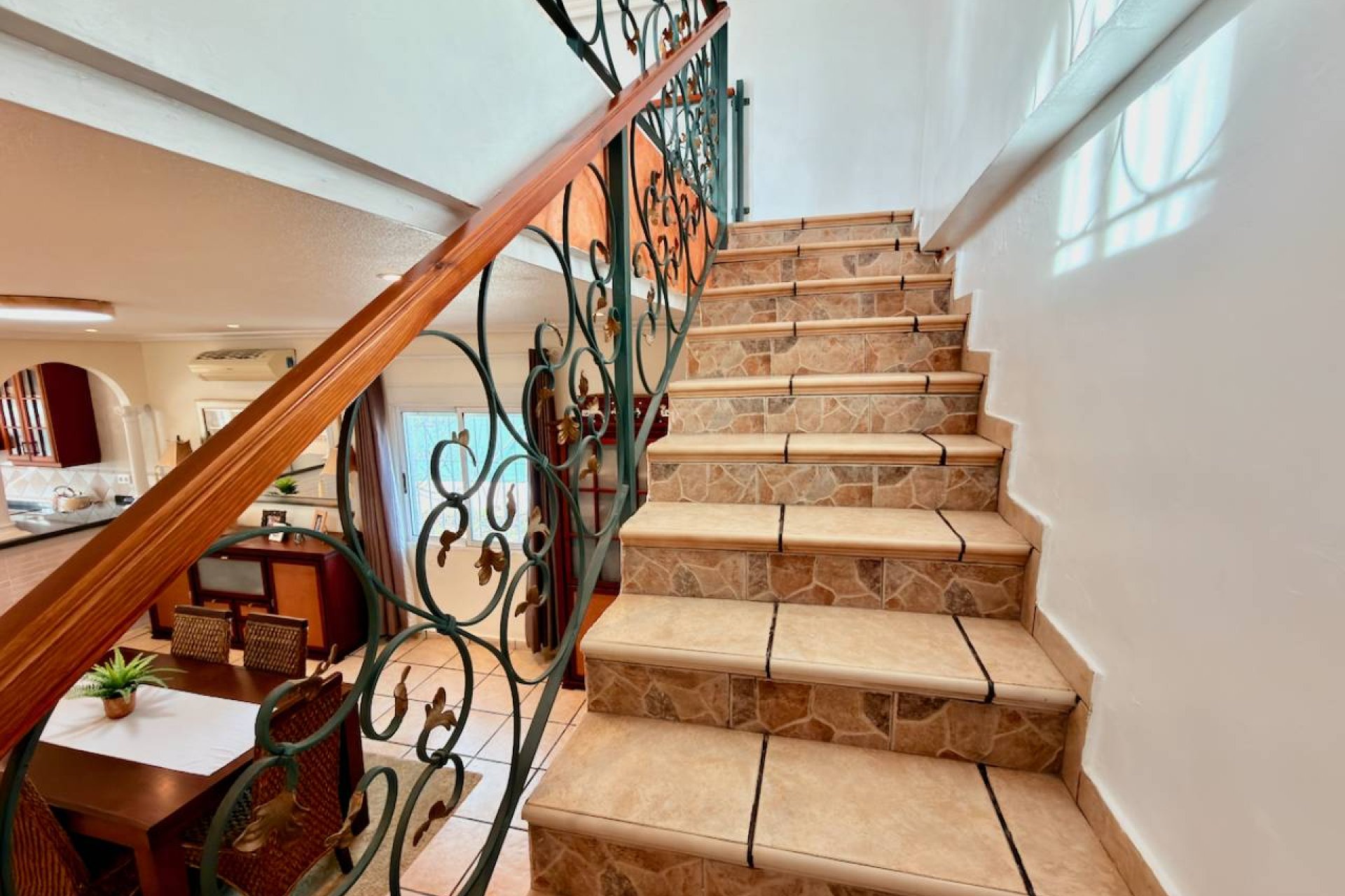 Herverkoop - Villa - Hondón de los Fráiles