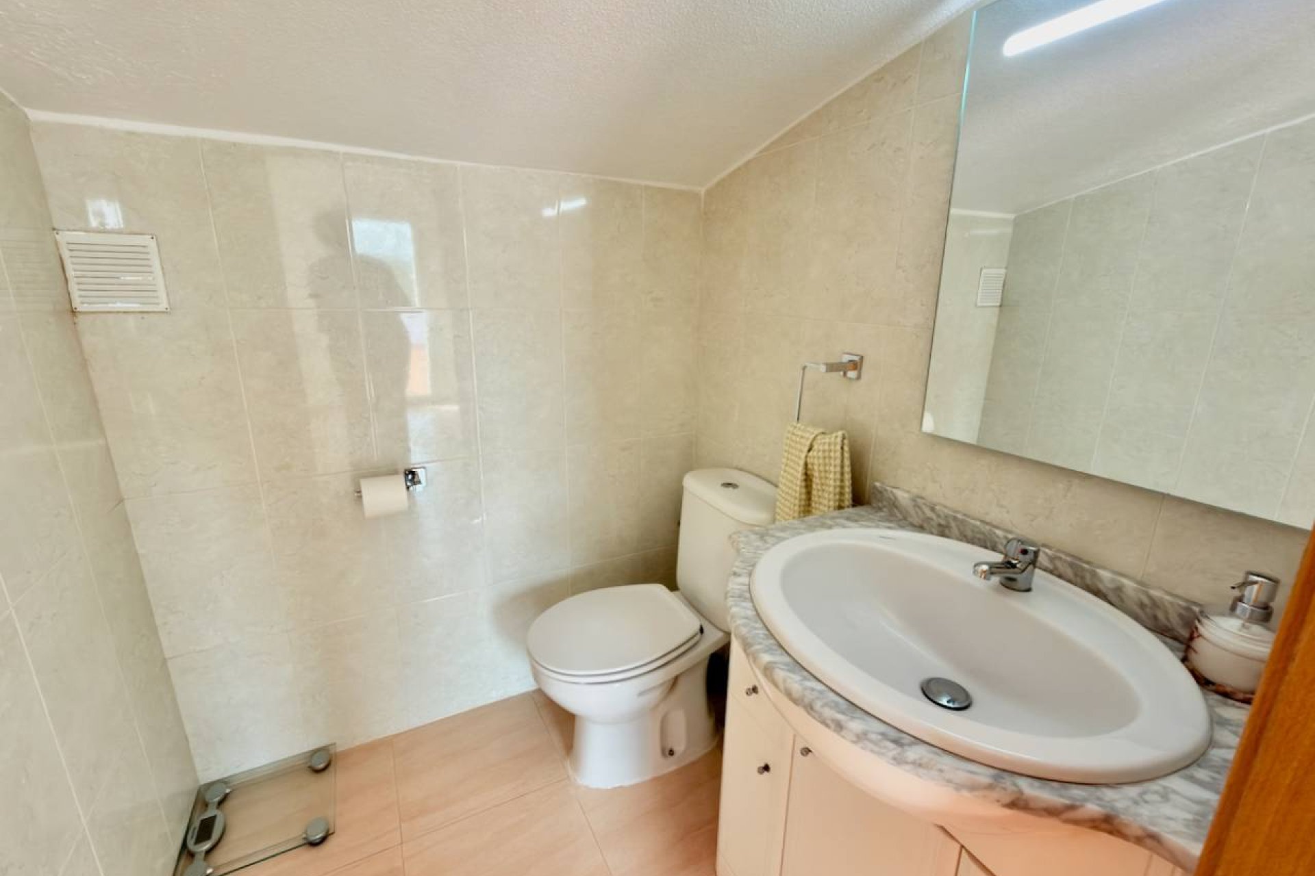 Herverkoop - Villa - Hondón de los Fráiles