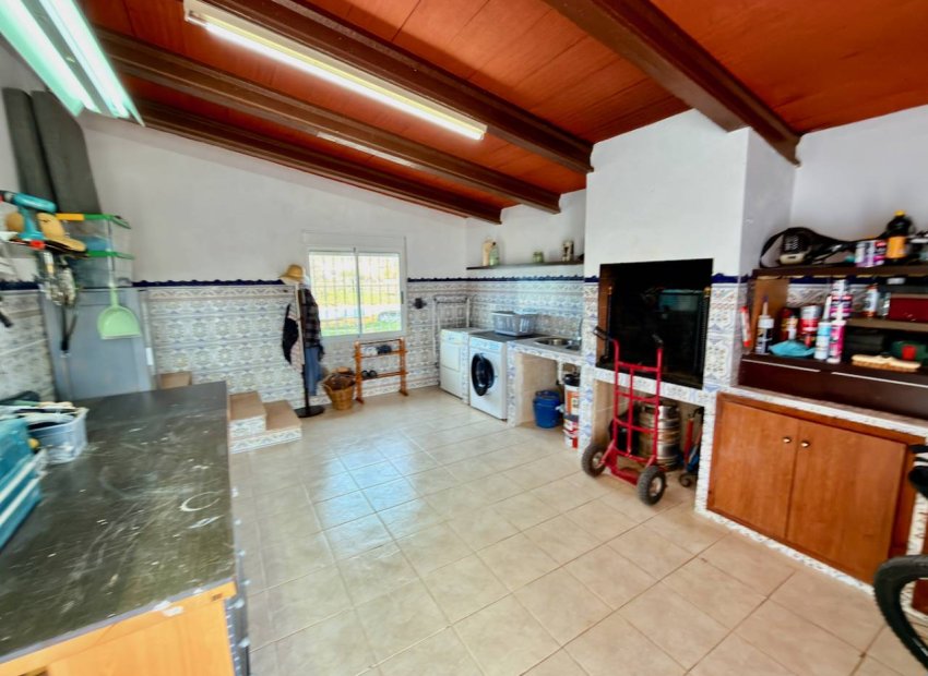 Herverkoop - Villa - Hondón de los Fráiles