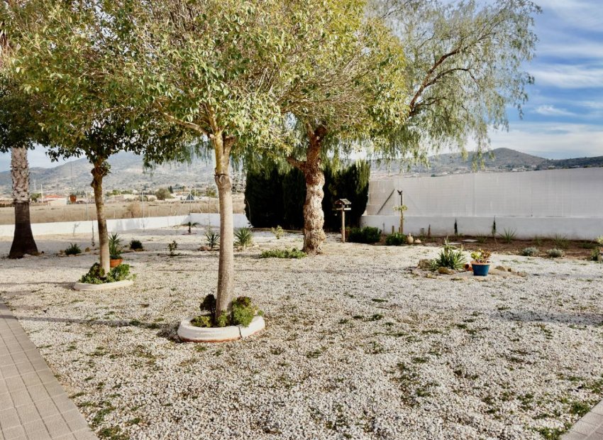 Herverkoop - Villa - Hondón de los Fráiles