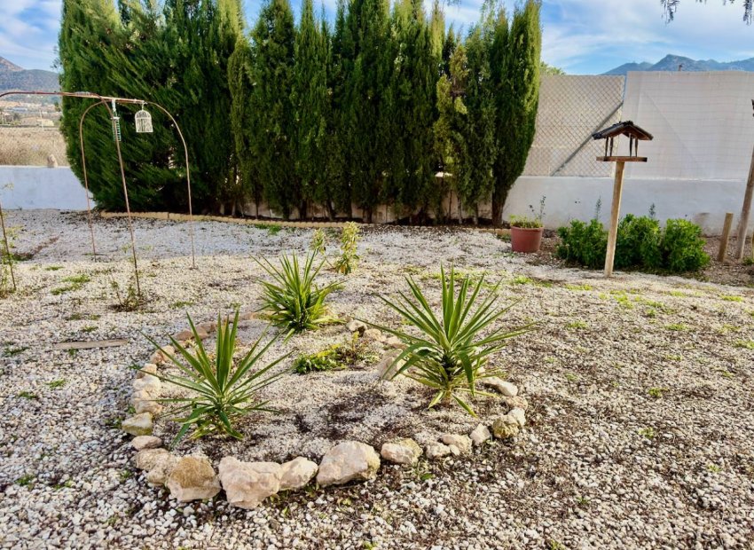 Herverkoop - Villa - Hondón de los Fráiles