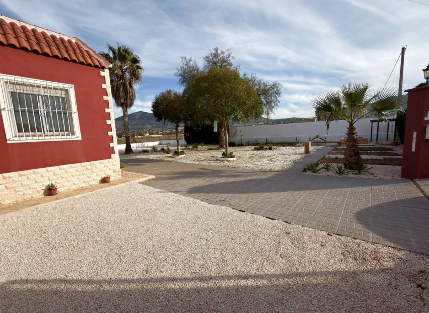 Herverkoop - Villa - Hondón de los Fráiles