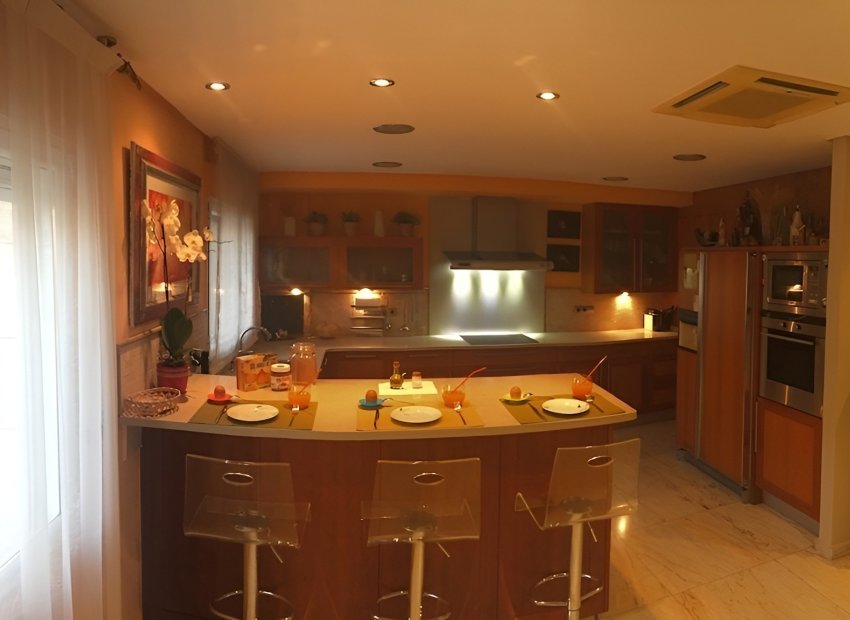 Herverkoop - Villa - Jávea - Balcon al Mar