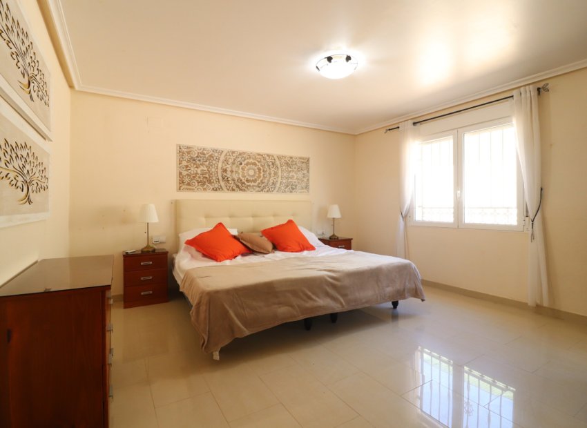 Herverkoop - Villa - La Marina - La Escuera