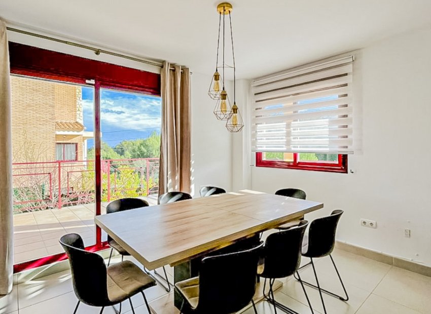 Herverkoop - Villa - La Nucía - Montebello