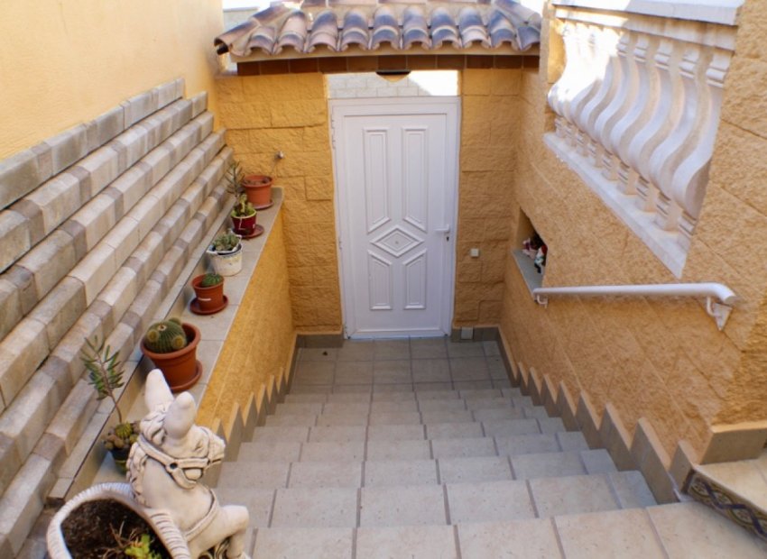 Herverkoop - Villa - La Nucía - Urbanisations