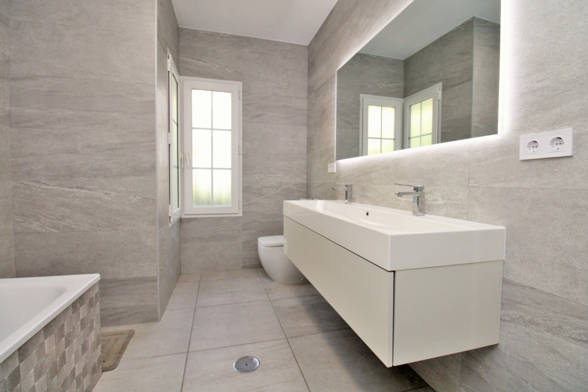 Herverkoop - Villa - Las Ramblas