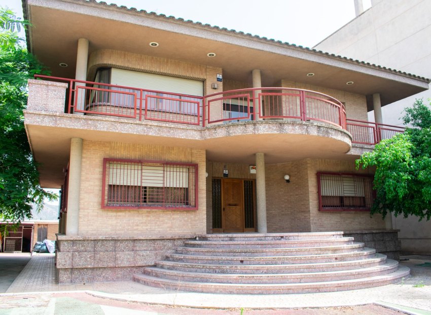 Herverkoop - Villa - Llano de brujas