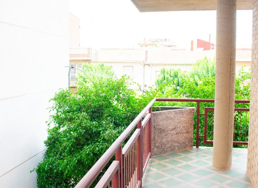 Herverkoop - Villa - Llano de brujas