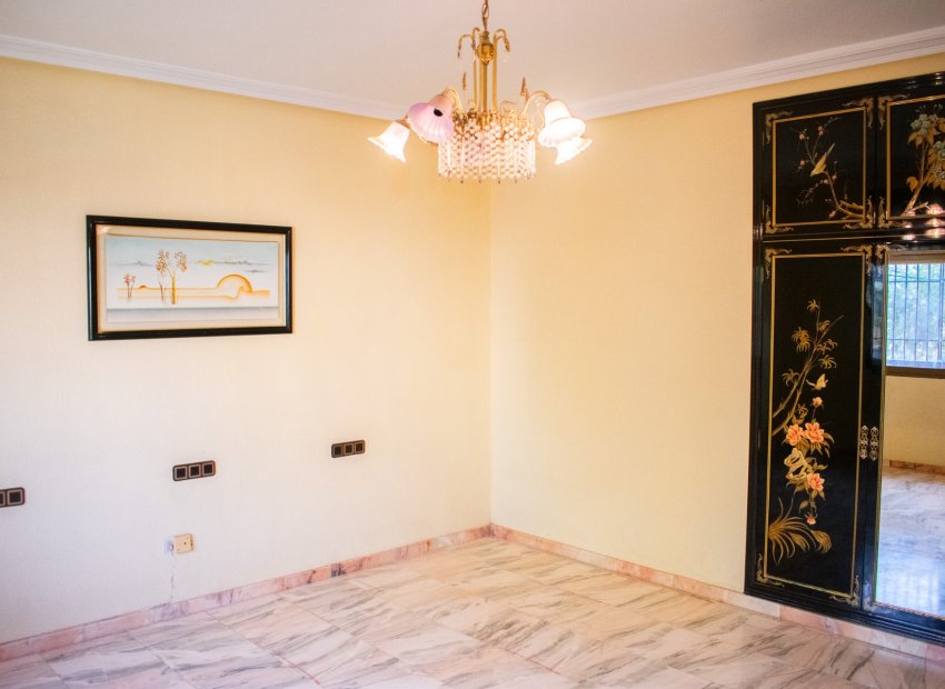 Herverkoop - Villa - Llano de brujas