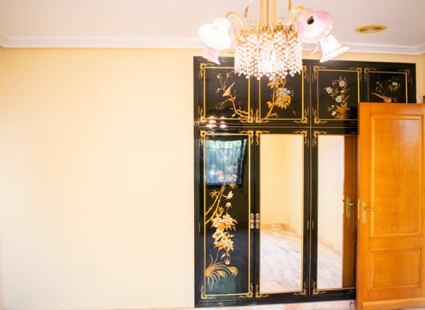 Herverkoop - Villa - Llano de brujas