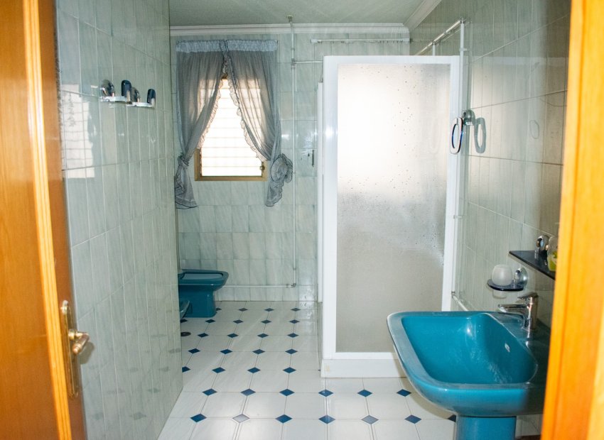 Herverkoop - Villa - Llano de brujas