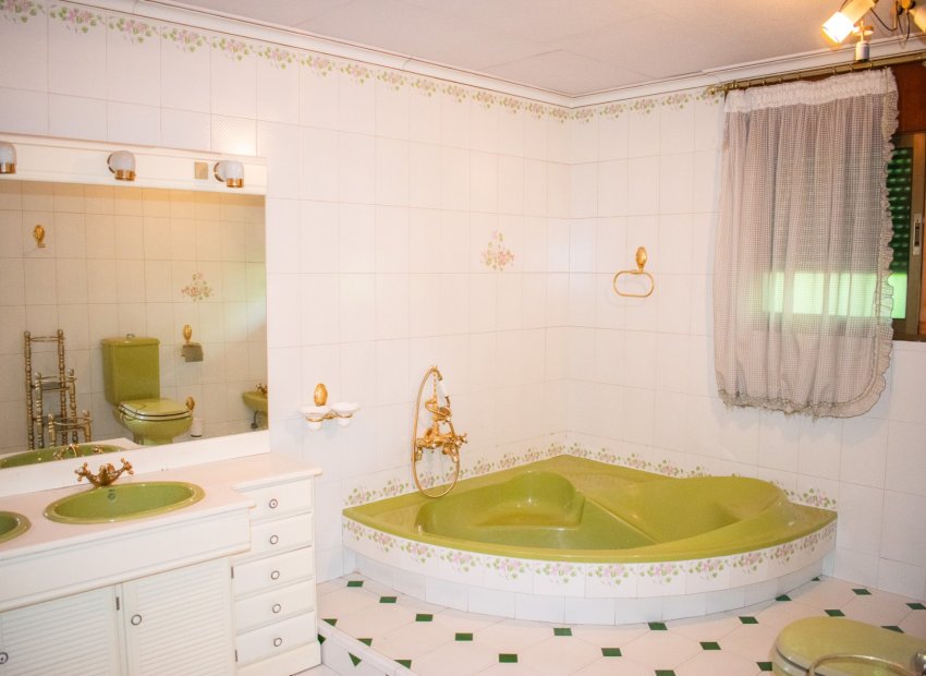 Herverkoop - Villa - Llano de brujas