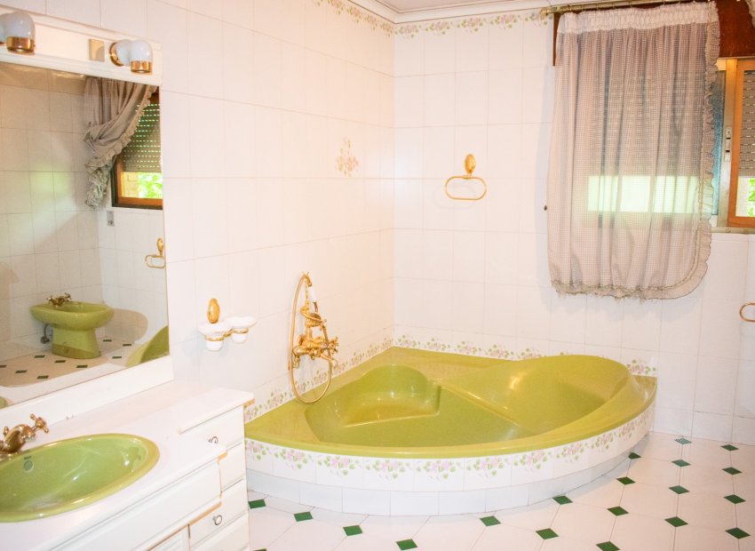 Herverkoop - Villa - Llano de brujas