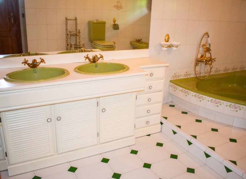 Herverkoop - Villa - Llano de brujas