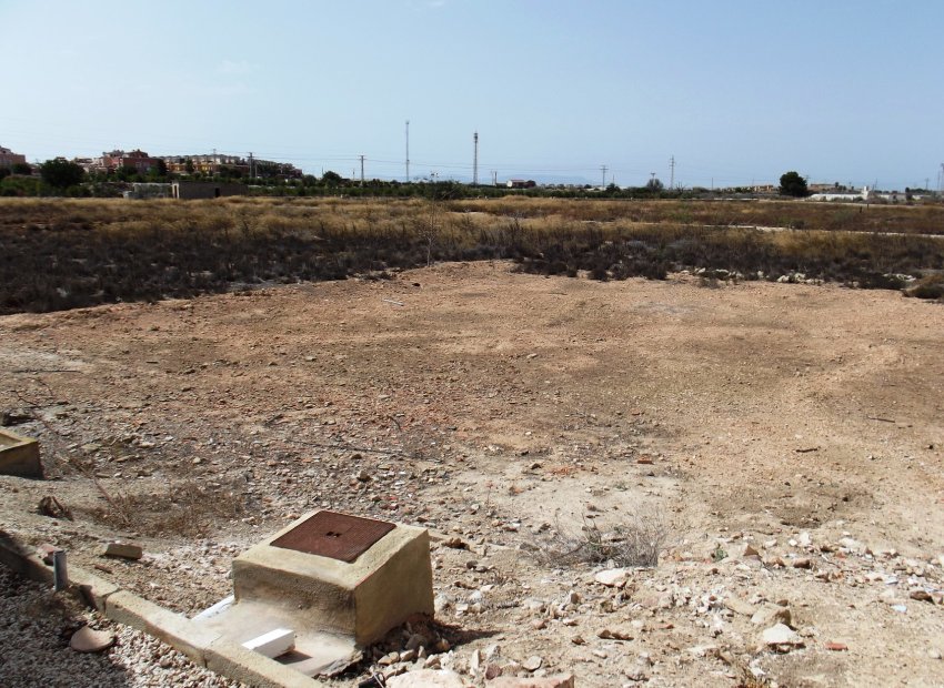 Herverkoop - Villa - Los Montesinos - La Herrada