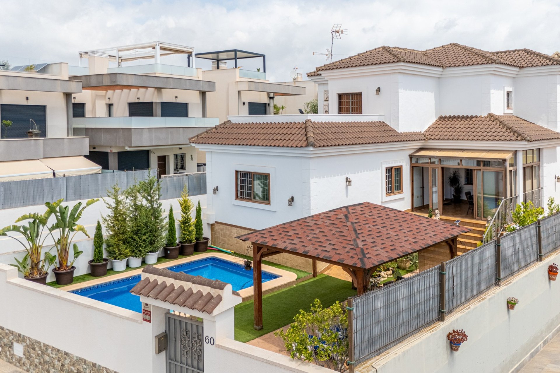 Herverkoop - Villa - Los Montesinos - La Herrada