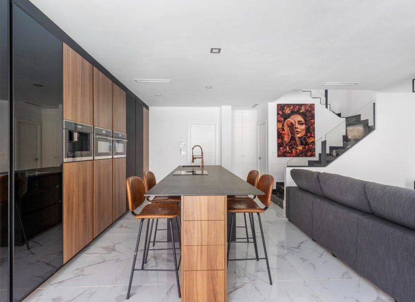 Herverkoop - Villa - Los Montesinos - La Herrada