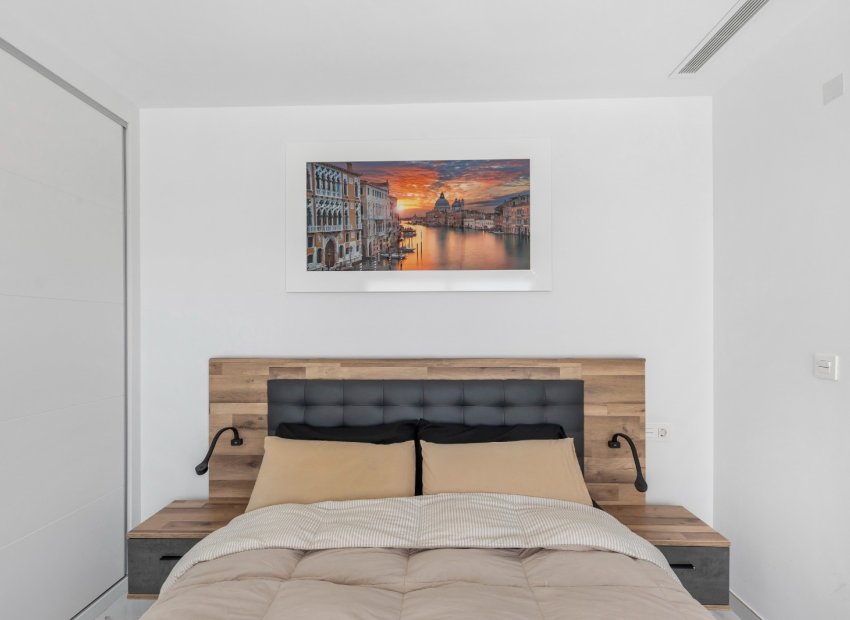 Herverkoop - Villa - Los Montesinos - La Herrada