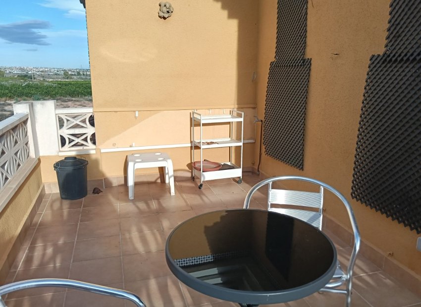 Herverkoop - Villa - Los Montesinos - La Herrada