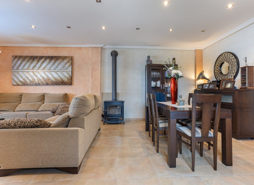 Herverkoop - Villa - Los Montesinos - La Herrada