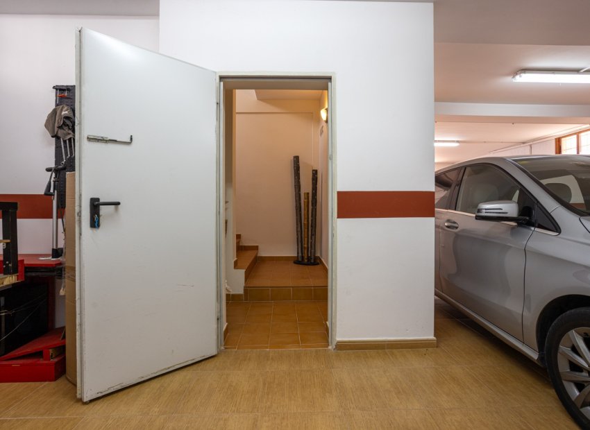 Herverkoop - Villa - Los Montesinos - La Herrada