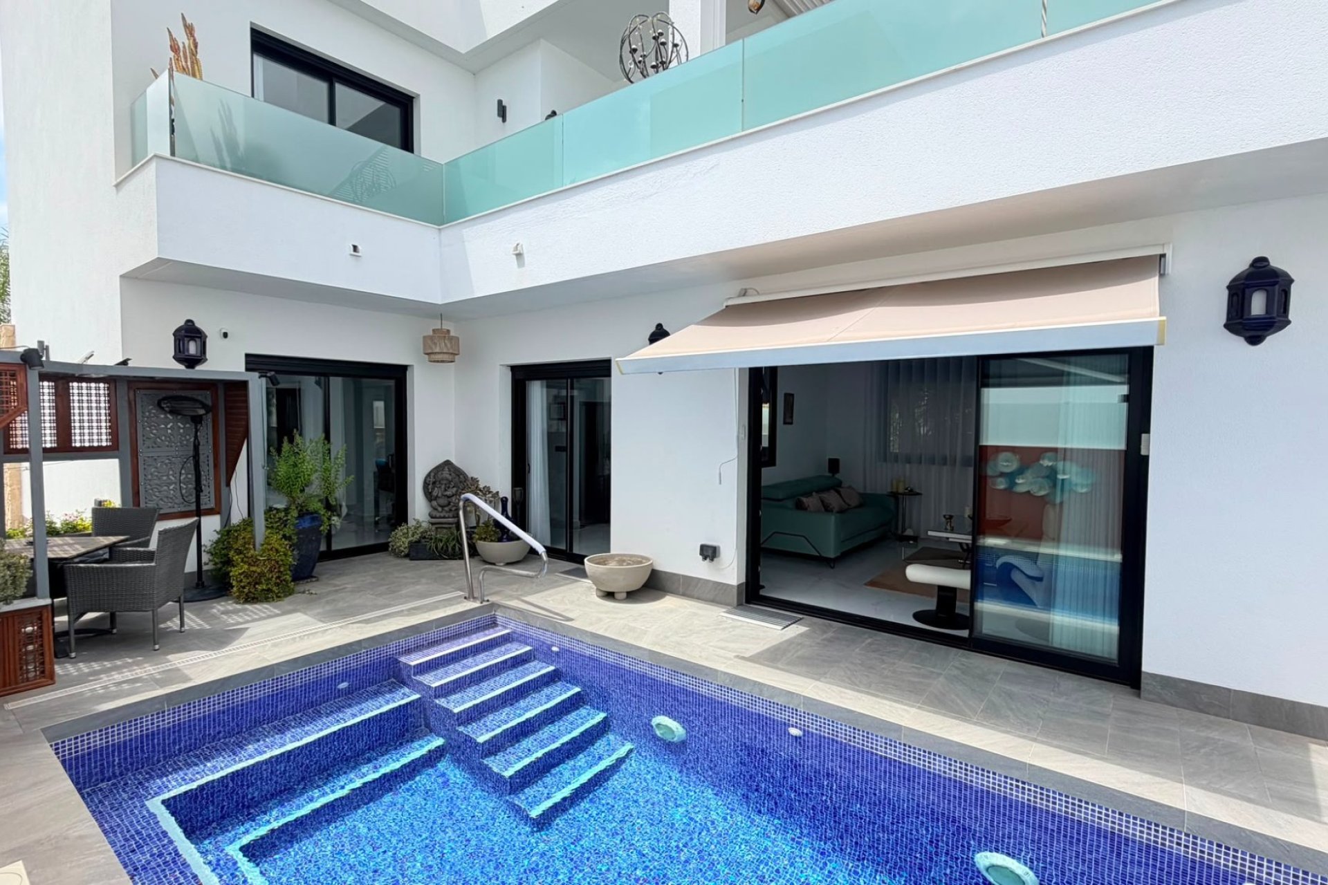 Herverkoop - Villa - Los Montesinos - La Herrada