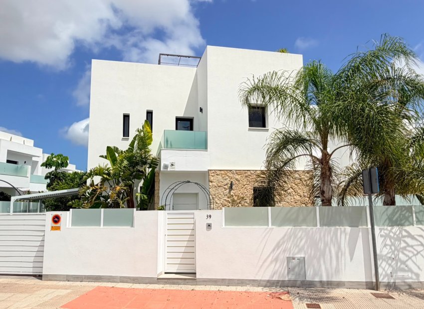 Herverkoop - Villa - Los Montesinos - La Herrada