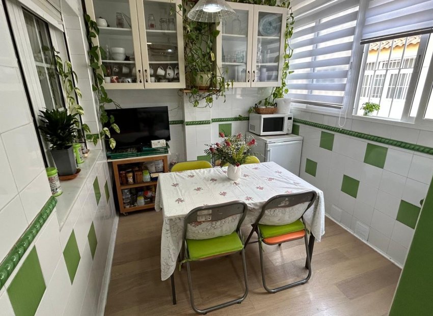 Herverkoop - Villa - Los Montesinos