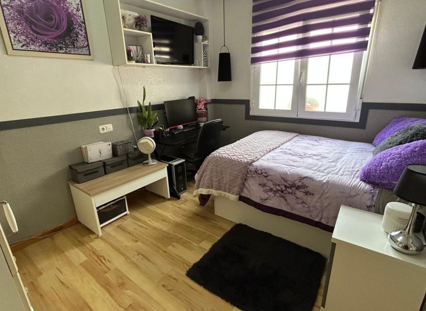 Herverkoop - Villa - Los Montesinos