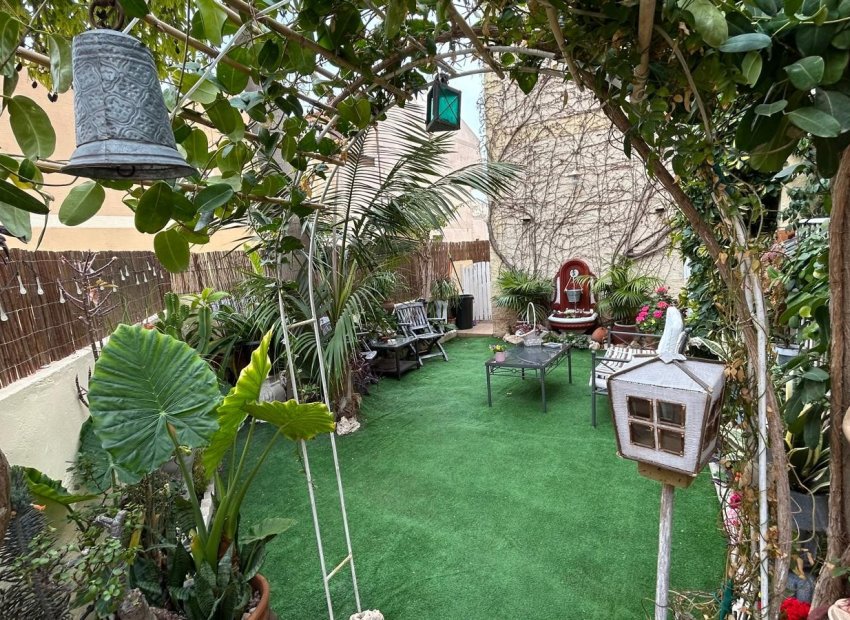 Herverkoop - Villa - Los Montesinos