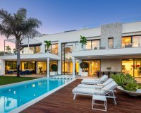 Herverkoop - Villa - Marbella - East Marbella