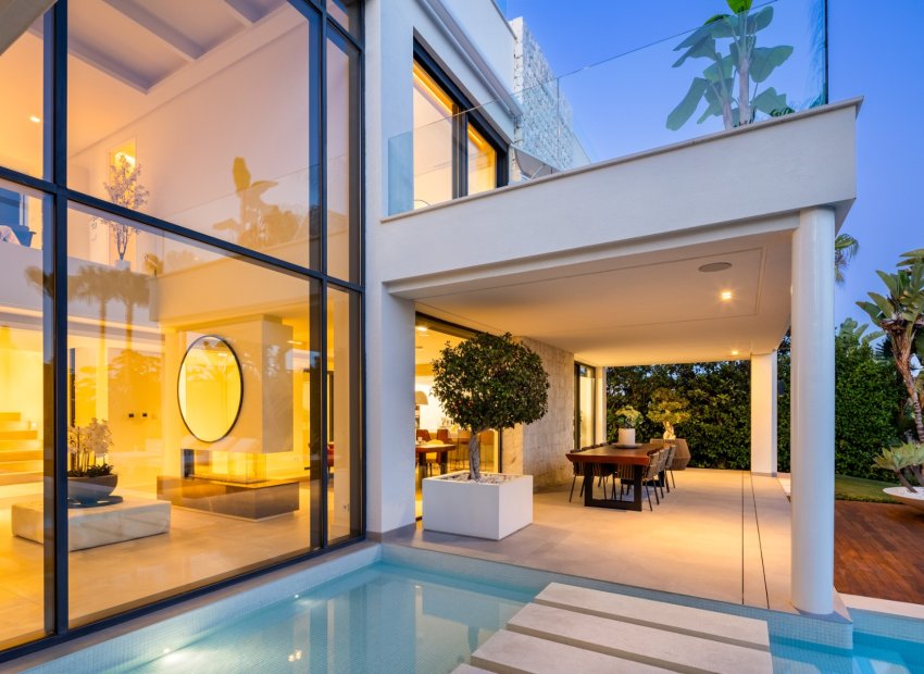 Herverkoop - Villa - Marbella - East Marbella