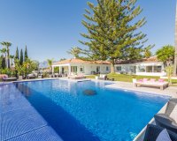 Herverkoop - Villa - Marbella - Elviria