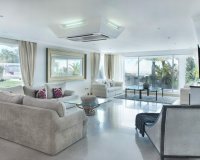 Herverkoop - Villa - Marbella - Elviria