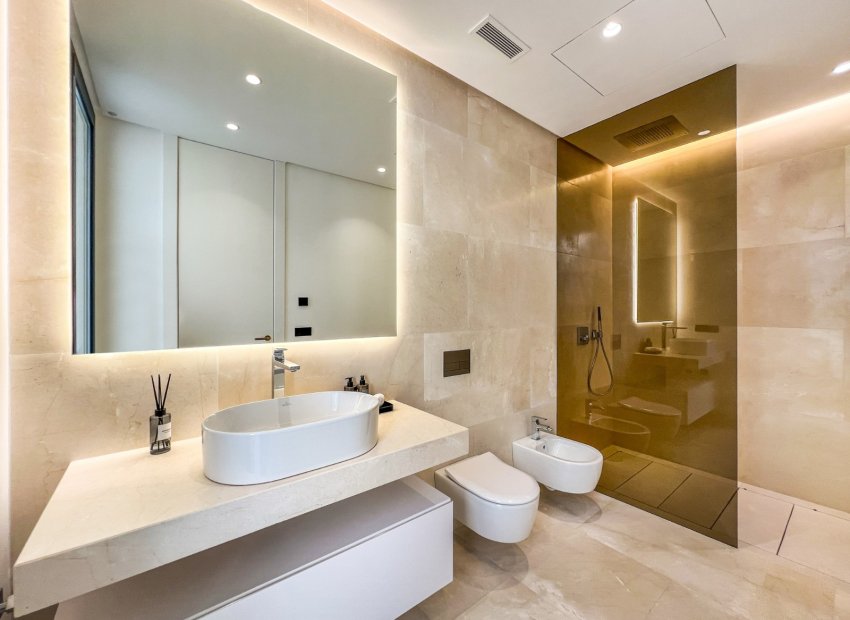 Herverkoop - Villa - Marbella - Golden Mile