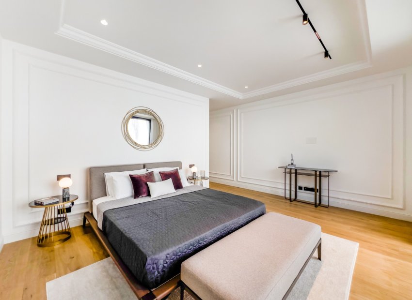 Herverkoop - Villa - Marbella - Golden Mile