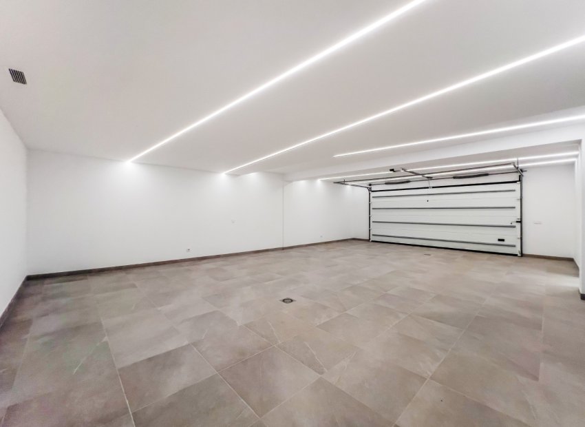 Herverkoop - Villa - Marbella - Golden Mile