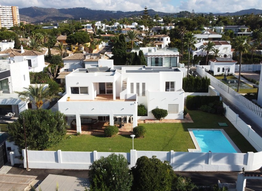 Herverkoop - Villa - Marbella - Las Chapas