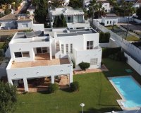 Herverkoop - Villa - Marbella - Las Chapas