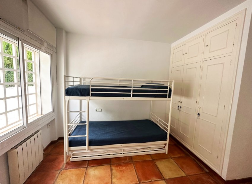 Herverkoop - Villa - Marbella - Las Chapas