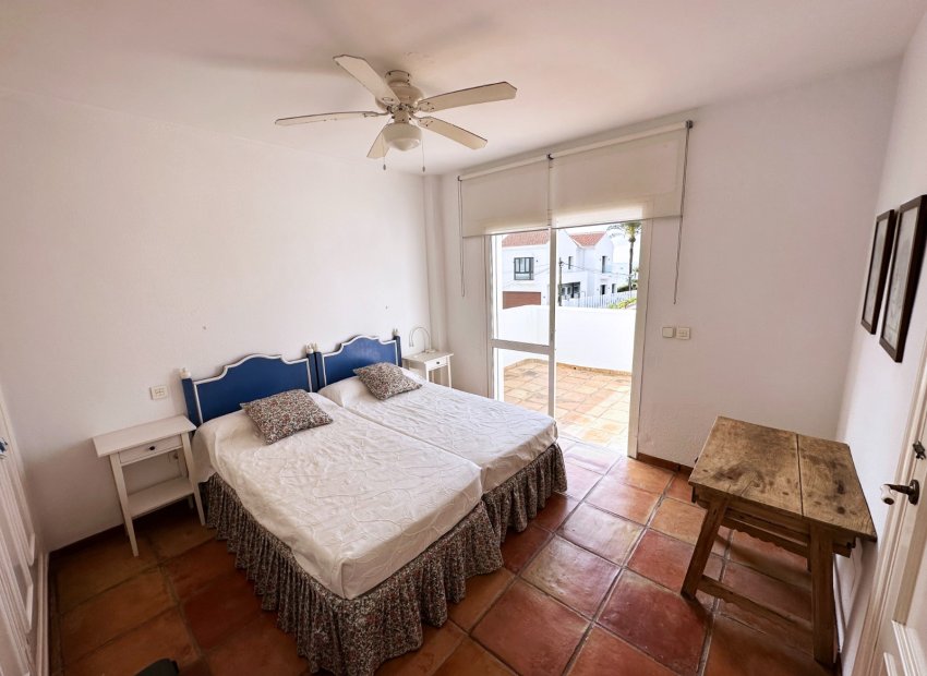 Herverkoop - Villa - Marbella - Las Chapas