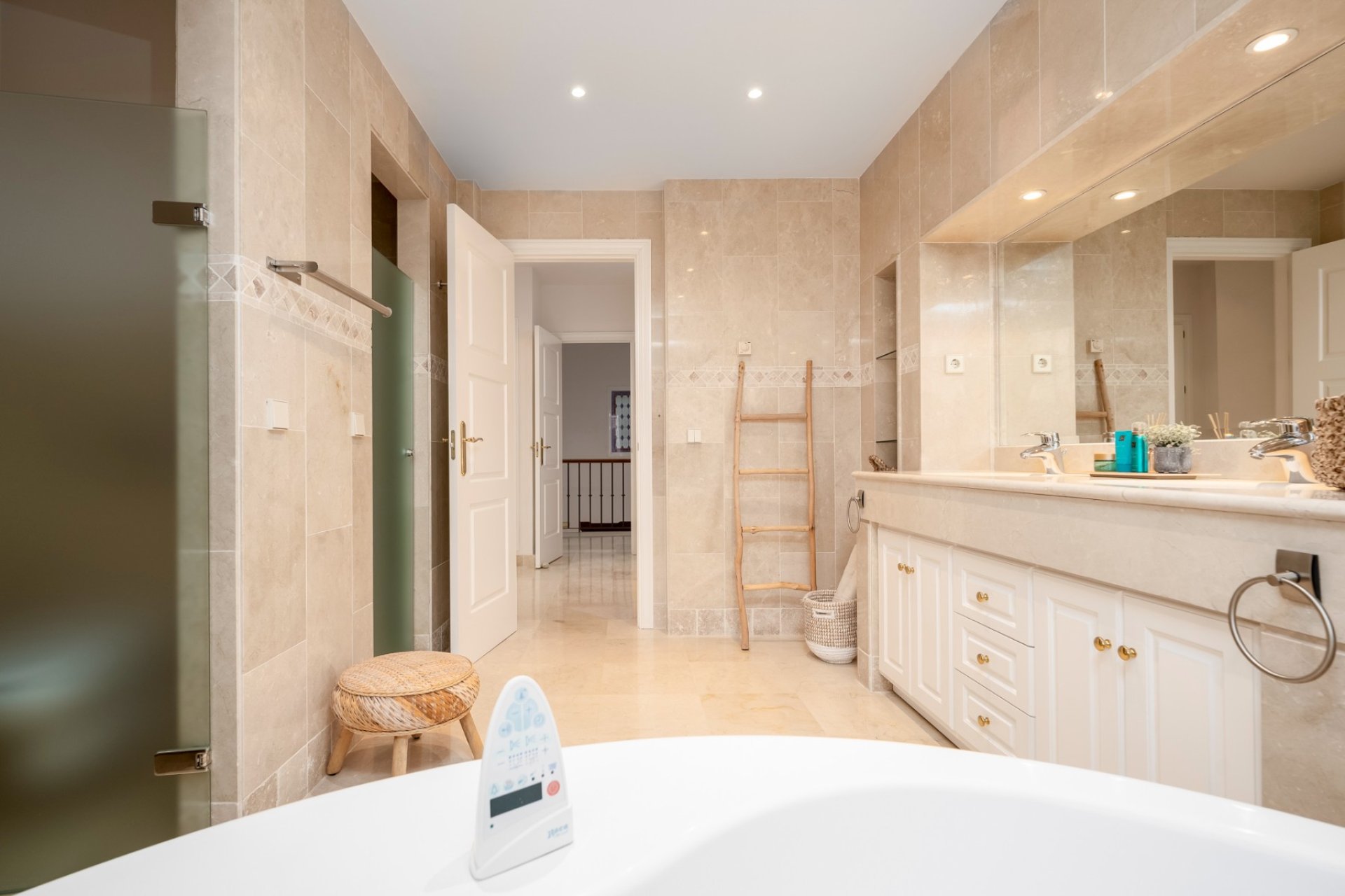 Herverkoop - Villa - Marbella - Los Monteros