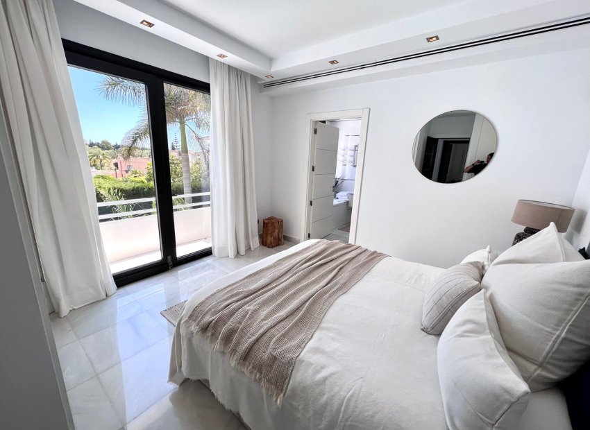 Herverkoop - Villa - Marbella - Nueva Andalucía