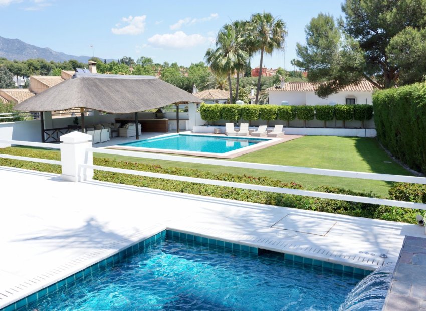 Herverkoop - Villa - Marbella - Nueva Andalucía